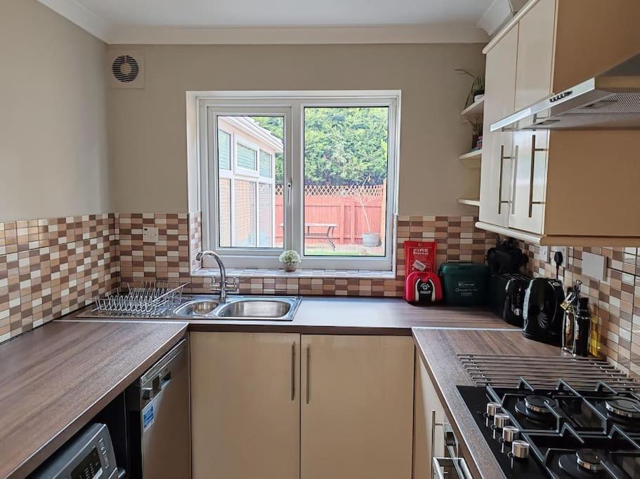 Modern Living In Hull Villa Kingston upon Hull Exterior foto